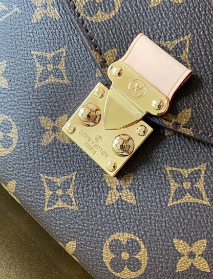 LV POCHETTE MÉTIS